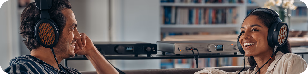 Supporting image for the "Rewards" card